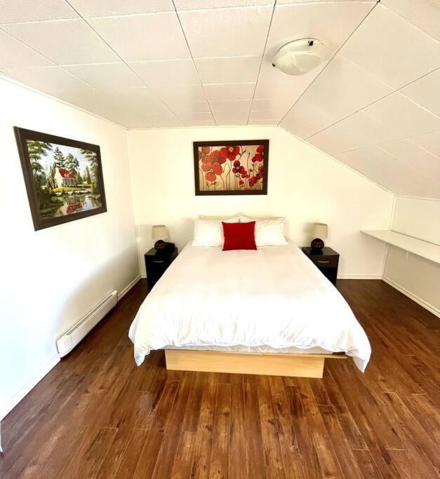 Les appartements du Vieil Édifice Métabetchouan Extérieur photo