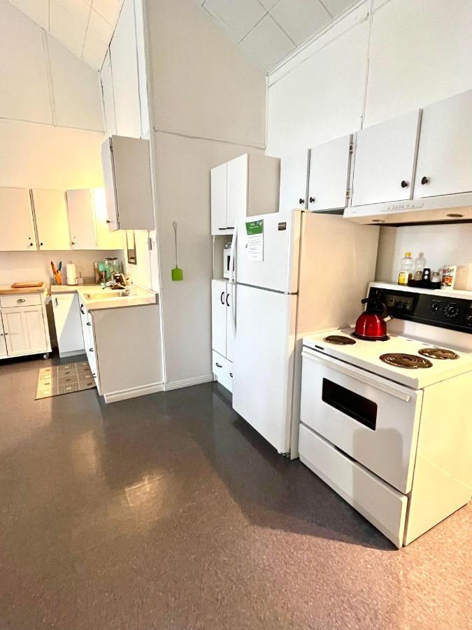 Les appartements du Vieil Édifice Métabetchouan Extérieur photo